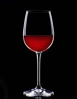 Résultat de l'action de micro-oorganismes sur le jus de raisin : le vin rouge
